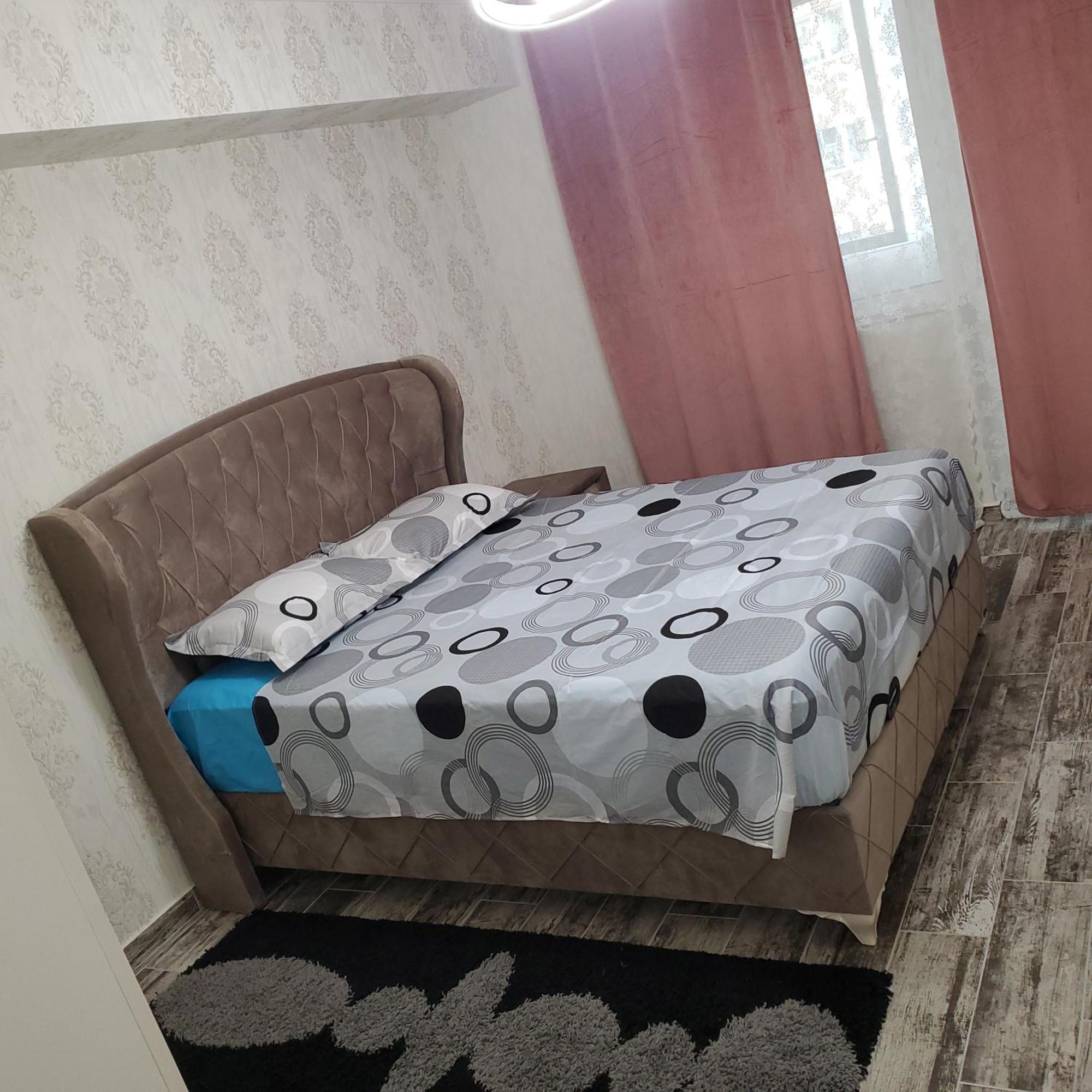 Luxury Apartament Bacovia 바커우 외부 사진